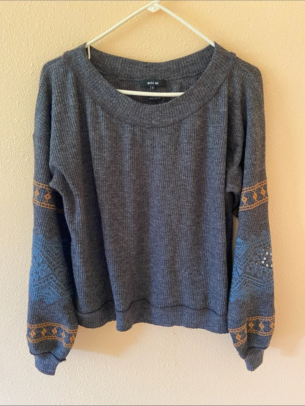 Women’s Miss Me Grey Pullover Sweater, Loose Fit, Bling, Size Large, Stretch